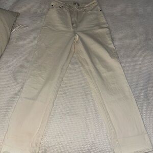 Abercrombie Curve Love Ultra High Rise 90s Straight Cream Jeans